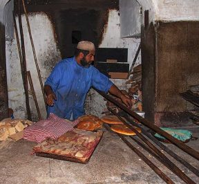 TRADITIONAL MOROCCAN OVEN
